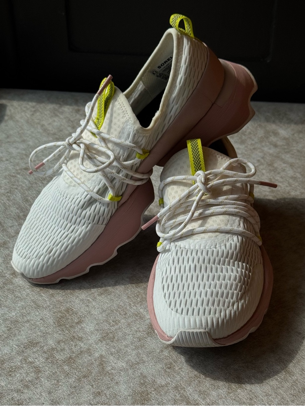 SOREL Kinetic Lace White Pink Chunky Platform Sneakers Women’s 8.5 - Picture 1 of 8